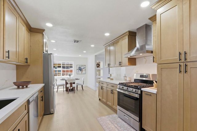 321 Mccovey Lane, San Jose, CA 95127