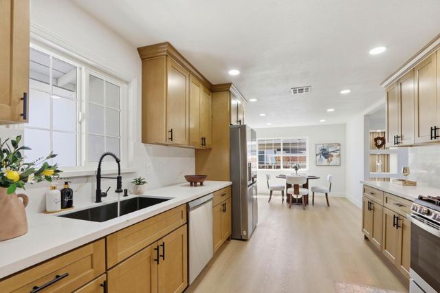 321 Mccovey Lane, San Jose, CA 95127