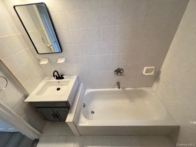 48-25 43rd Street 3F, Woodside, NY 11377