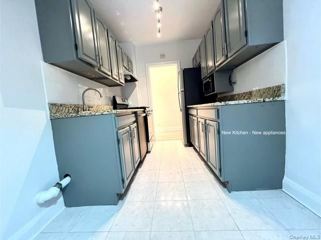 48-25 43rd Street 3F, Woodside, NY 11377