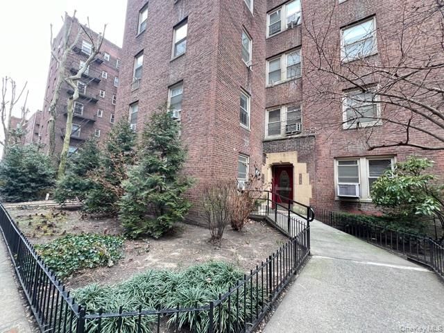 48-25 43rd Street 3F, Woodside, NY 11377