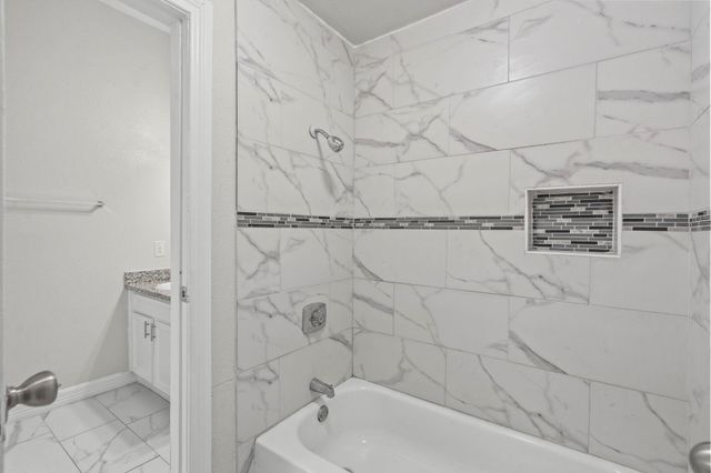 7820 Seawall Boulevard 118, Galveston, TX 77551