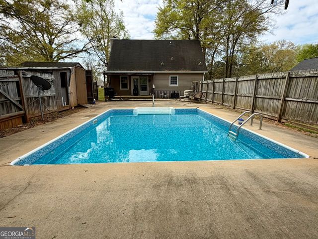 611A Seminole Drive, Griffin, GA 30223