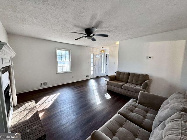 611A Seminole Drive, Griffin, GA 30223