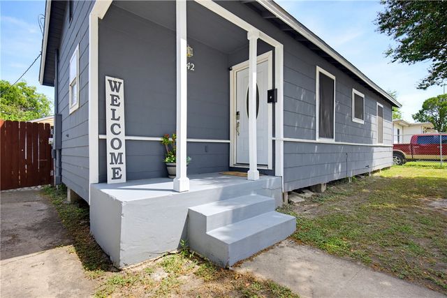 4942 Concord St, Corpus Christi, TX 78415