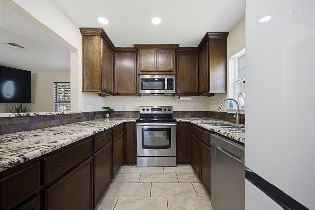 4942 Concord St, Corpus Christi, TX 78415