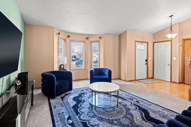 3912 7th Street S, Moorhead, MN 56560