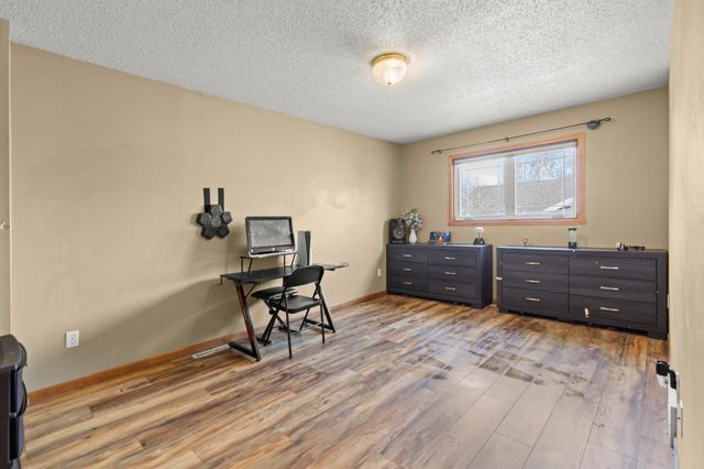 3912 7th Street S, Moorhead, MN 56560