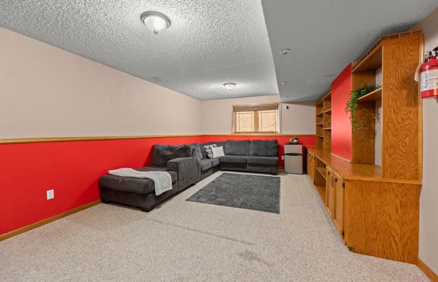 3912 7th Street S, Moorhead, MN 56560