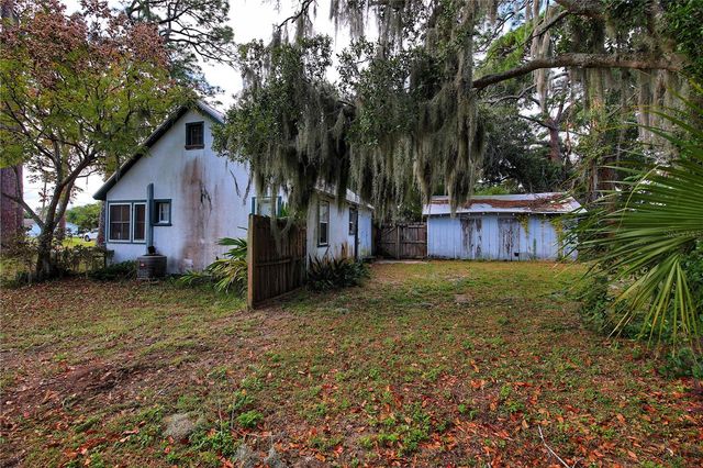 111 NEW HAMPSHIRE STREET, Edgewater, FL 32132