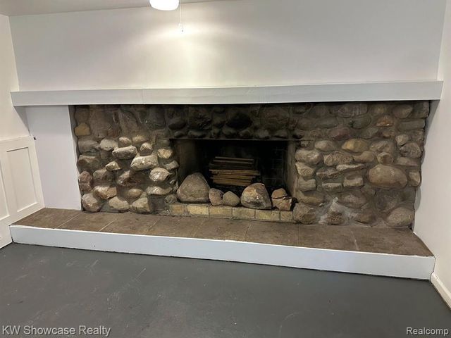 6350 Brockhurst Blvd Boulevard, West Bloomfield, MI 48322