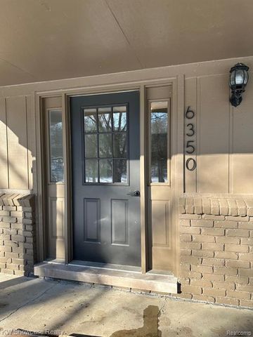 6350 Brockhurst Blvd Boulevard, West Bloomfield, MI 48322