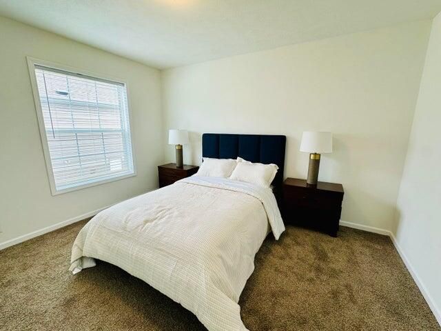 1283 E Ellis Road 19, Norton Shores City, MI 49441