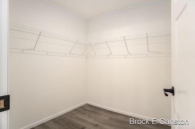 1283 E Ellis Road 19, Norton Shores City, MI 49441
