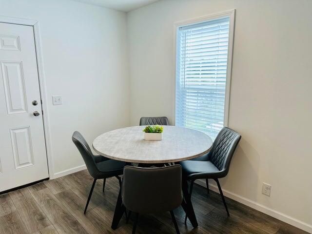 1283 E Ellis Road 19, Norton Shores City, MI 49441