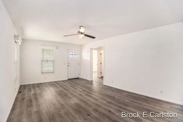 1283 E Ellis Road 19, Norton Shores City, MI 49441