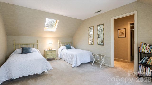 12 Stuyvesant Crescent, Asheville, NC 28803