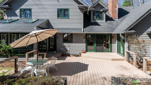 12 Stuyvesant Crescent, Asheville, NC 28803