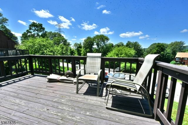 3 Deer Valley Ln, Vernon Twp., NJ 07462