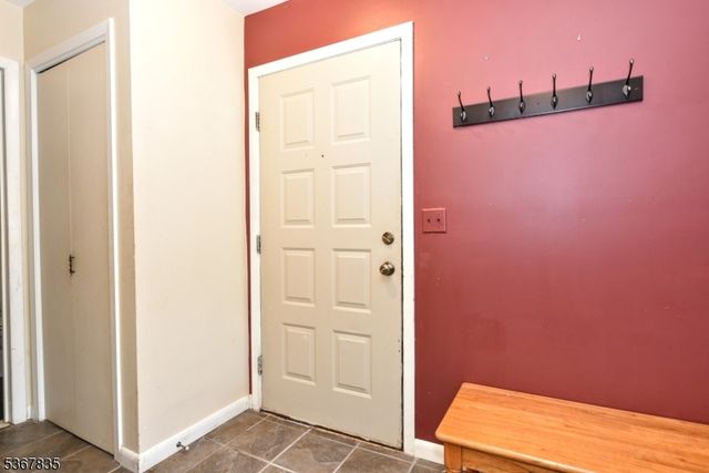 3 Deer Valley Ln, Vernon Twp., NJ 07462