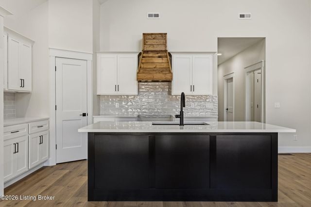 190 Hideaway Cir, Cub Run, KY 42729