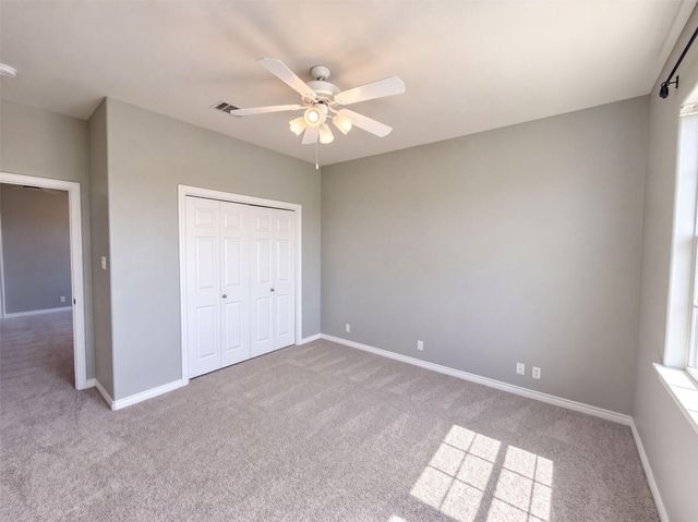 302 Saddletree LN, Dripping Springs, TX 78620