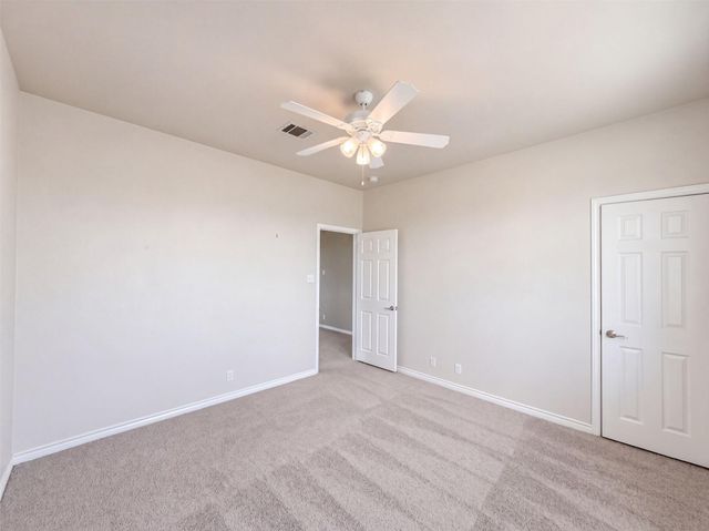 302 Saddletree LN, Dripping Springs, TX 78620