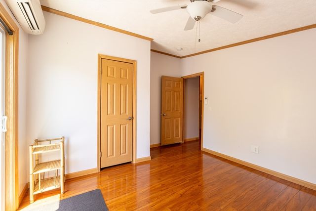 3 Blackbird St, Tiverton, RI 02878