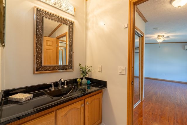 3 Blackbird St, Tiverton, RI 02878