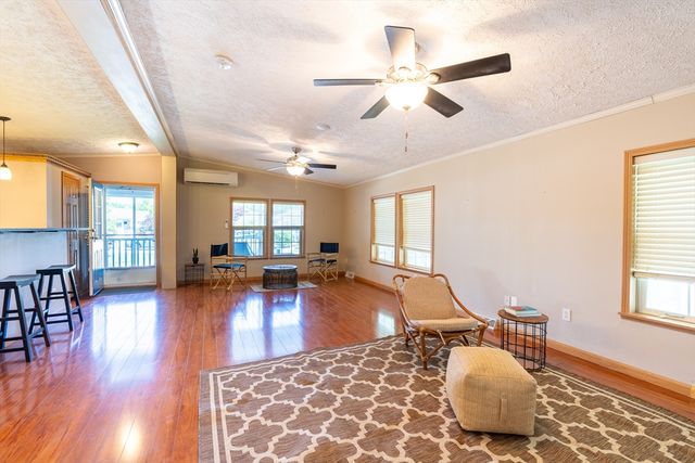 3 Blackbird St, Tiverton, RI 02878