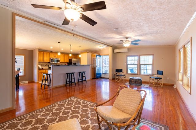 3 Blackbird St, Tiverton, RI 02878