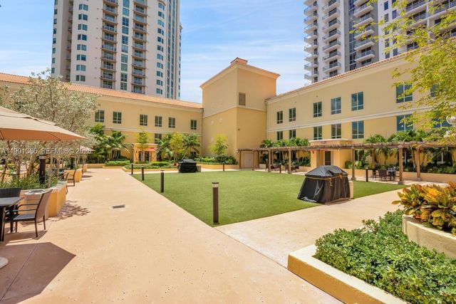 7350 SW 89th St 1511S, Miami, FL 33156