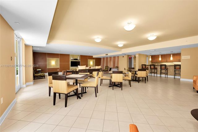 7350 SW 89th St 1511S, Miami, FL 33156