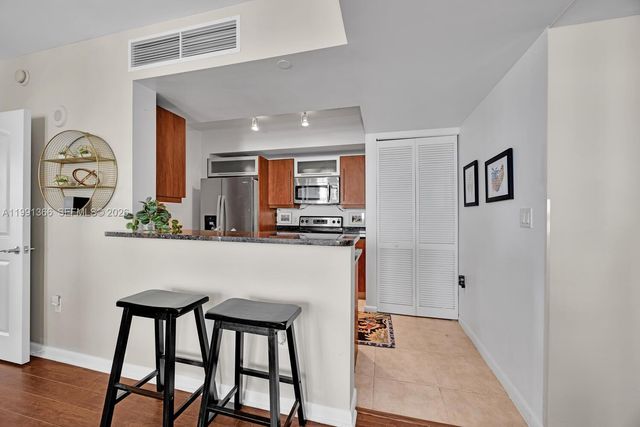 7350 SW 89th St 1511S, Miami, FL 33156