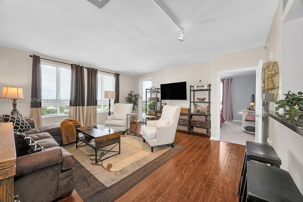 7350 SW 89th St 1511S, Miami, FL 33156