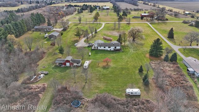 9895 E Brooks Road, Venice Township, MI 48449