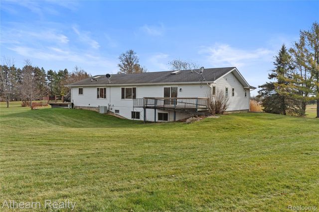 9895 E Brooks Road, Venice Township, MI 48449