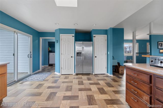 9895 E Brooks Road, Venice Township, MI 48449