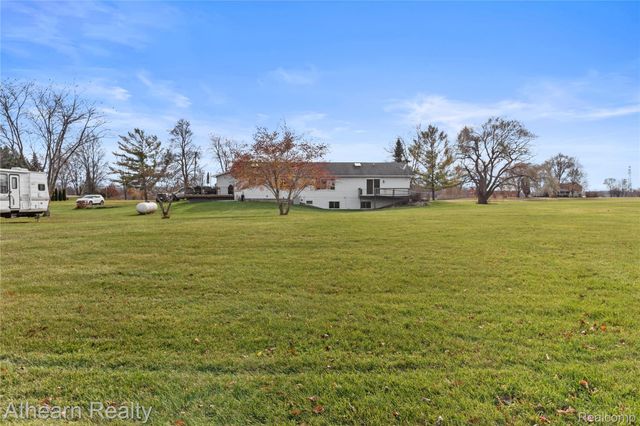 9895 E Brooks Road, Venice Township, MI 48449