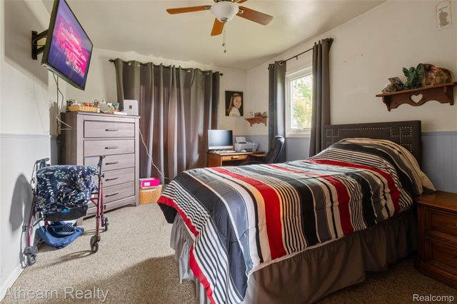 9895 E Brooks Road, Venice Township, MI 48449