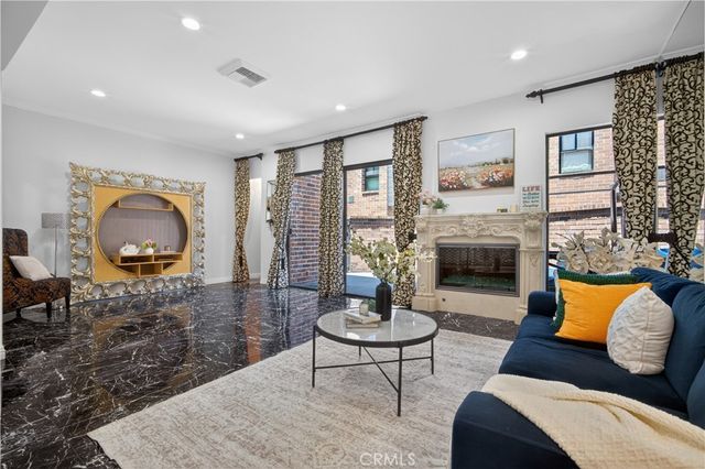 9321 Burton Way A, Beverly Hills, CA 90210