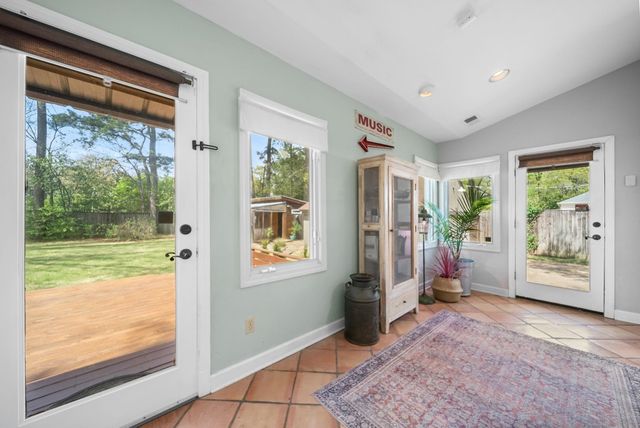 267 N ROSE RD, Memphis, TN 38117