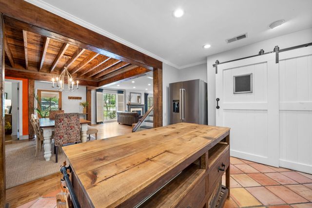 267 N ROSE RD, Memphis, TN 38117