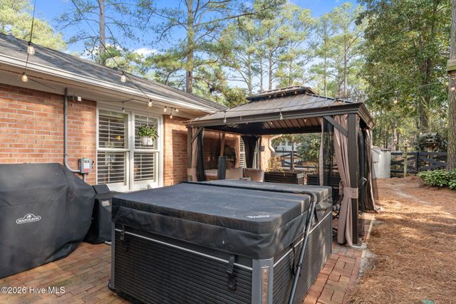 135 Merion Circle, Pinehurst, NC 28374