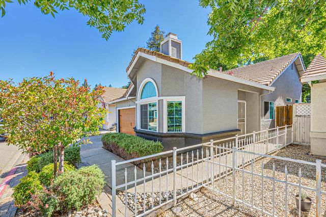 9121 Nola Pl, Orangevale, CA 95662