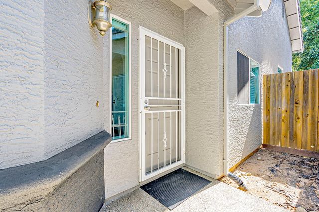 9121 Nola Pl, Orangevale, CA 95662