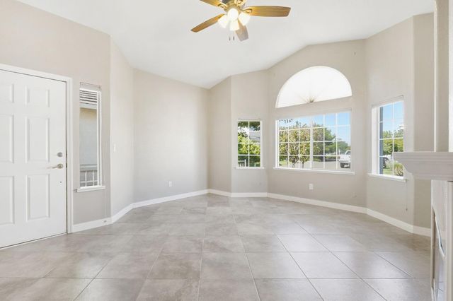 9121 Nola Pl, Orangevale, CA 95662