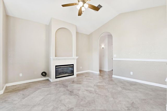 9121 Nola Pl, Orangevale, CA 95662