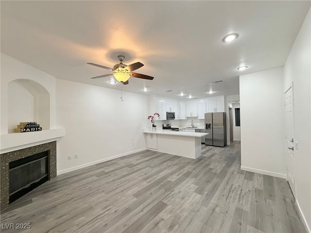 5415 West Harmon Avenue 1006, Las Vegas, NV 89103
