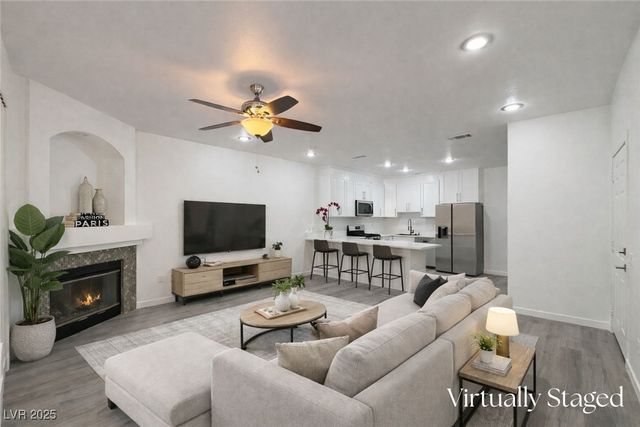 5415 West Harmon Avenue 1006, Las Vegas, NV 89103